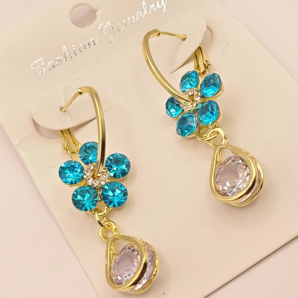 Brand New Exquisite Blue Opal Flower Earrings - Picture 7 of 7